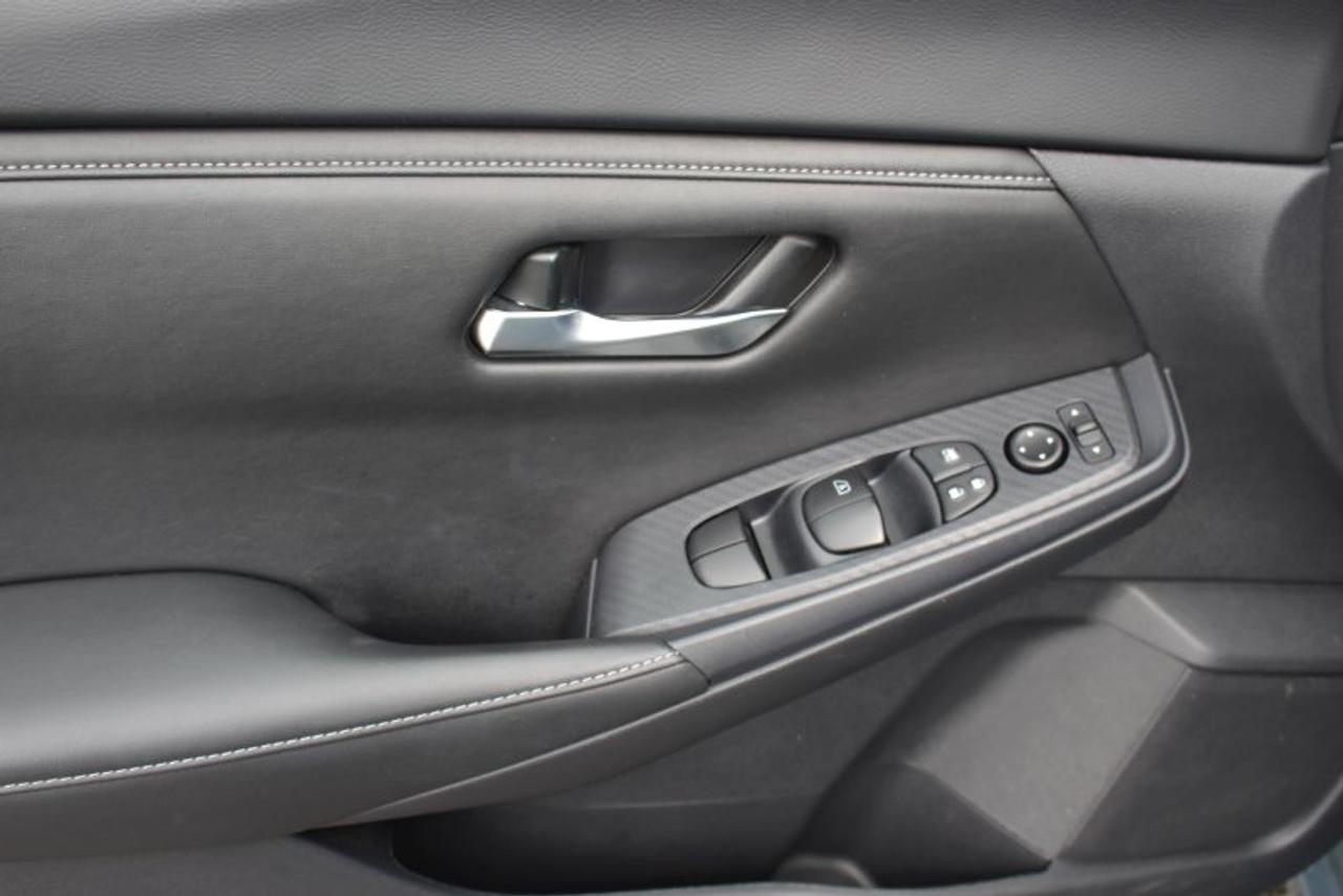 2024 Nissan Sentra SV*Low Ks*Heated Seats*CarPlay*Rear Cam*2L-4cyl Photo