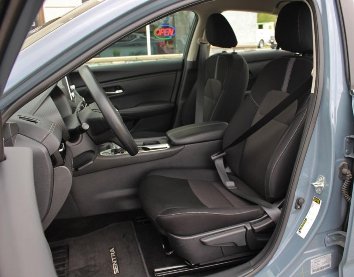 2024 Nissan Sentra SV*Low Ks*Heated Seats*CarPlay*Rear Cam*2L-4cyl Photo
