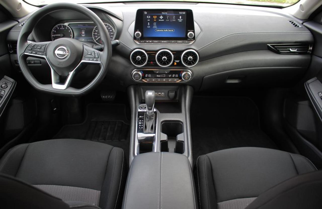 2024 Nissan Sentra SV*Low Ks*Heated Seats*CarPlay*Rear Cam*2L-4cyl Photo