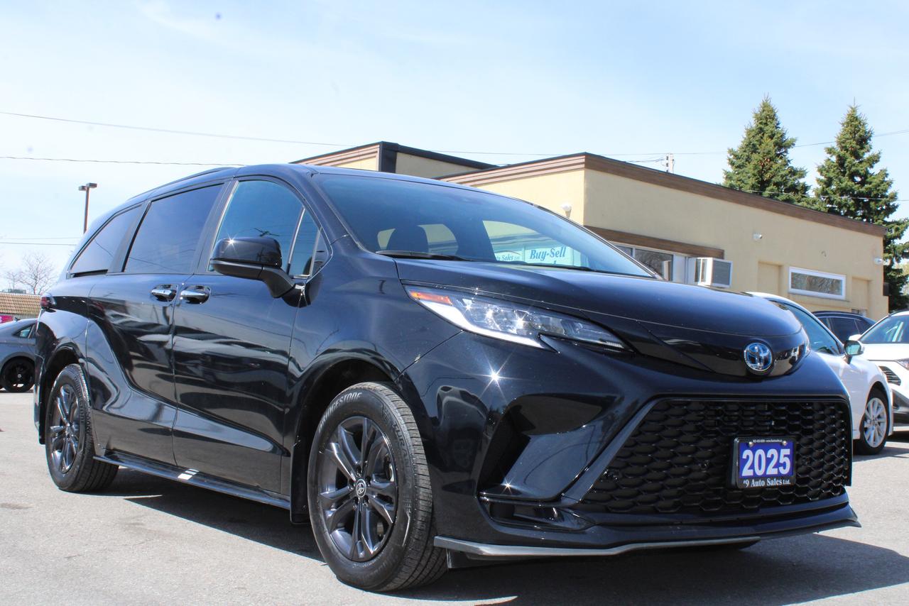 2025 Toyota Sienna XSE 7-Passenger AWD