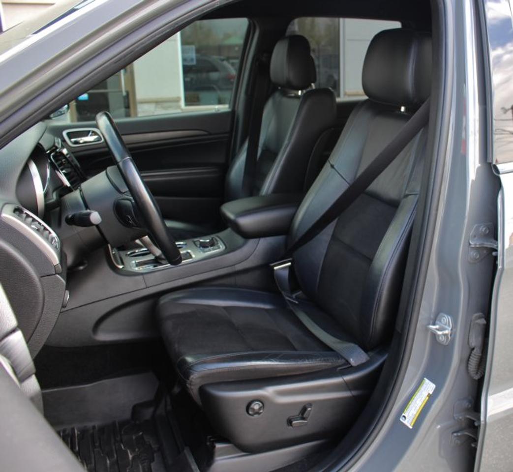 2021 Jeep Grand Cherokee Altitude*Low Ks*4x4*Heated Seats*CarPlay*Rear Cam Photo