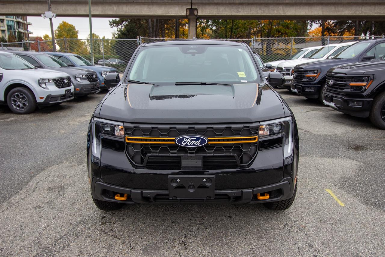2026 Ford Maverick TREMOR AWD SuperCrew Photo2