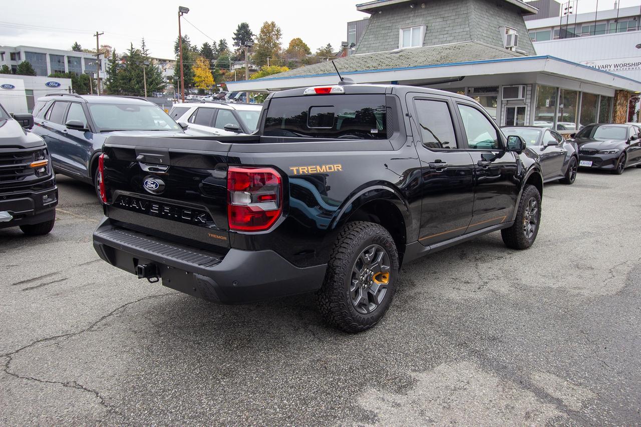 2026 Ford Maverick TREMOR AWD SuperCrew Photo4