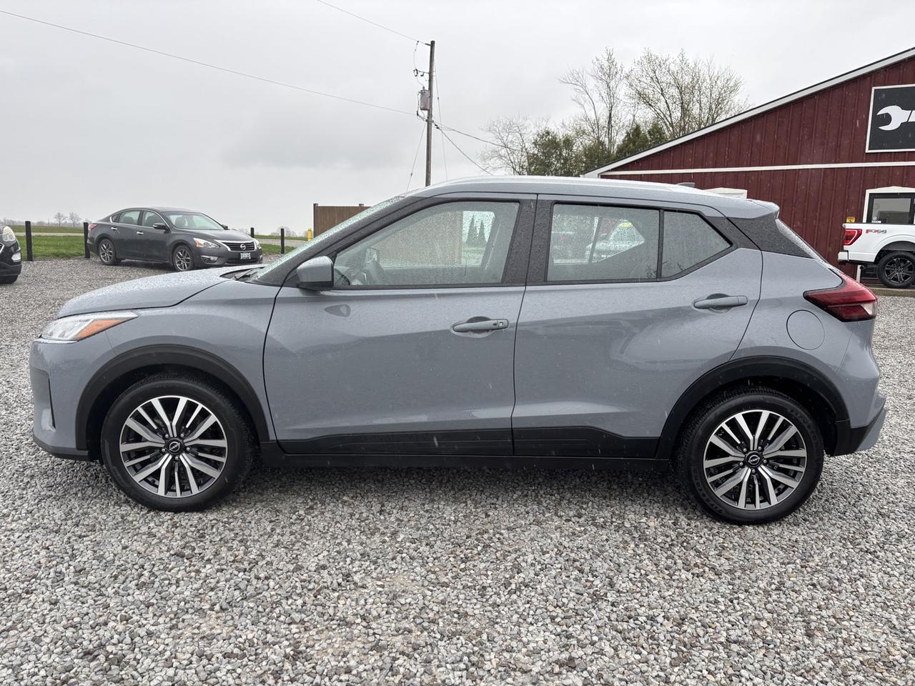 2024 Nissan Kicks SV ~1 Owner~ Accident free~Low KM~ Photo