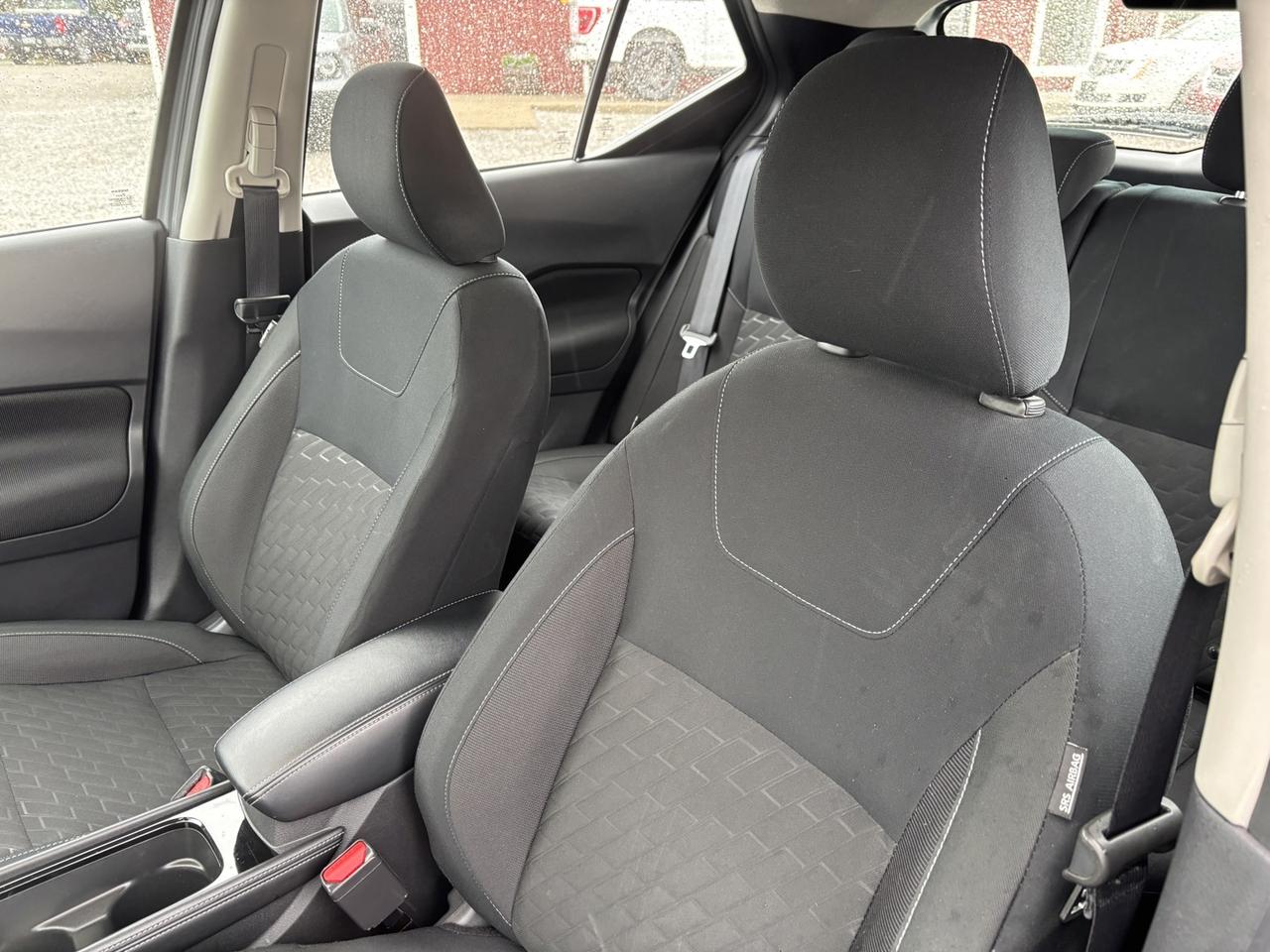 2024 Nissan Kicks SV ~1 Owner~ Accident free~Low KM~ Photo
