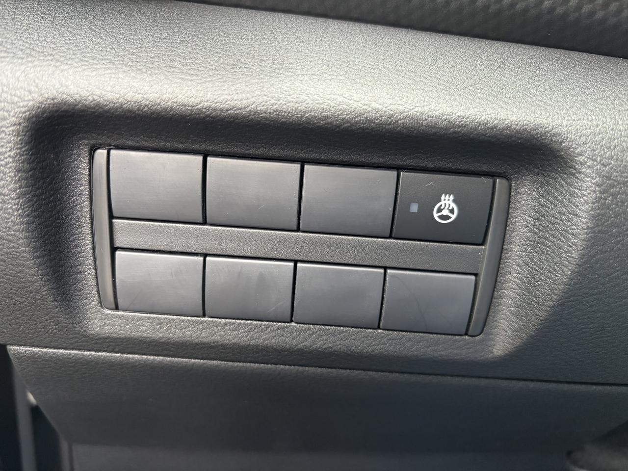 2024 Nissan Kicks SV ~1 Owner~ Accident free~Low KM~ Photo