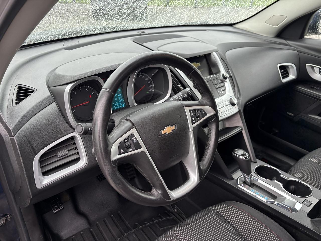 2017 Chevrolet Equinox LT AWD Photo