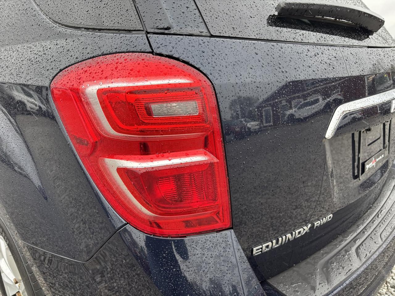 2017 Chevrolet Equinox LT AWD Photo