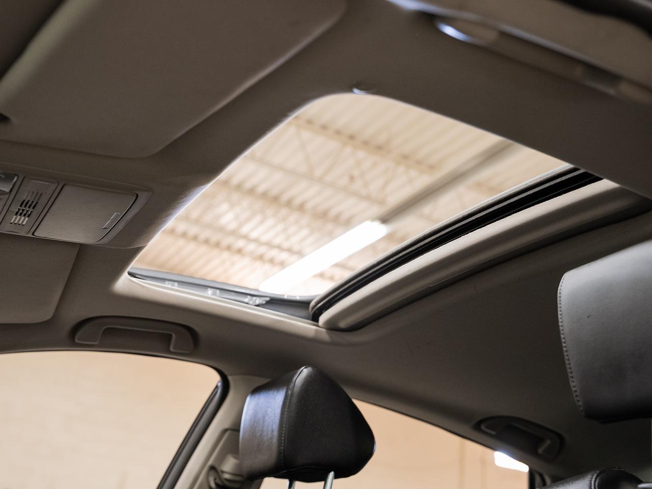 2022 Honda Accord EX-L | Leather | Sunroof | ACC | BSM | CarPlay