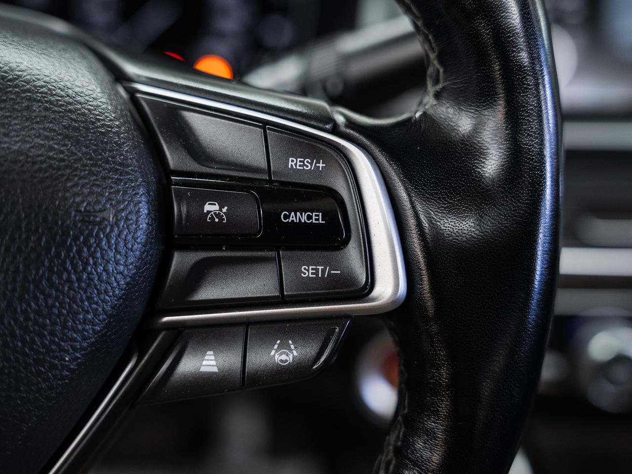 2022 Honda Accord EX-L | Leather | Sunroof | ACC | BSM | CarPlay