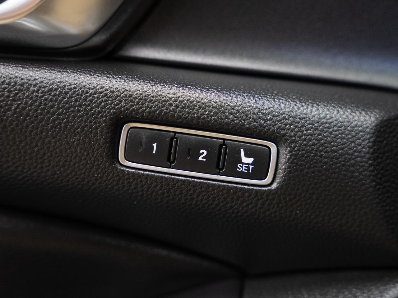 2022 Honda Accord EX-L | Leather | Sunroof | ACC | BSM | CarPlay