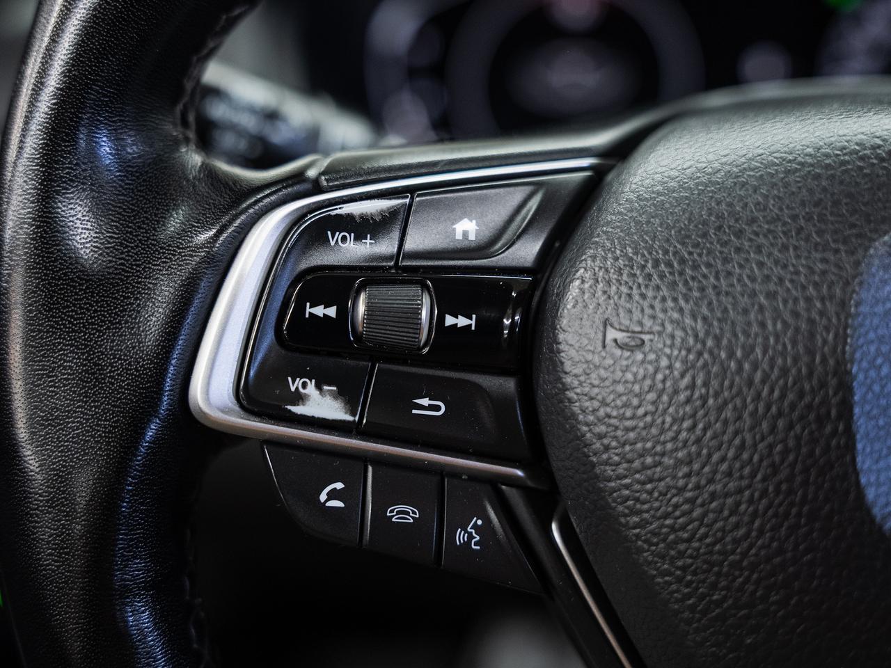 2022 Honda Accord EX-L | Leather | Sunroof | ACC | BSM | CarPlay