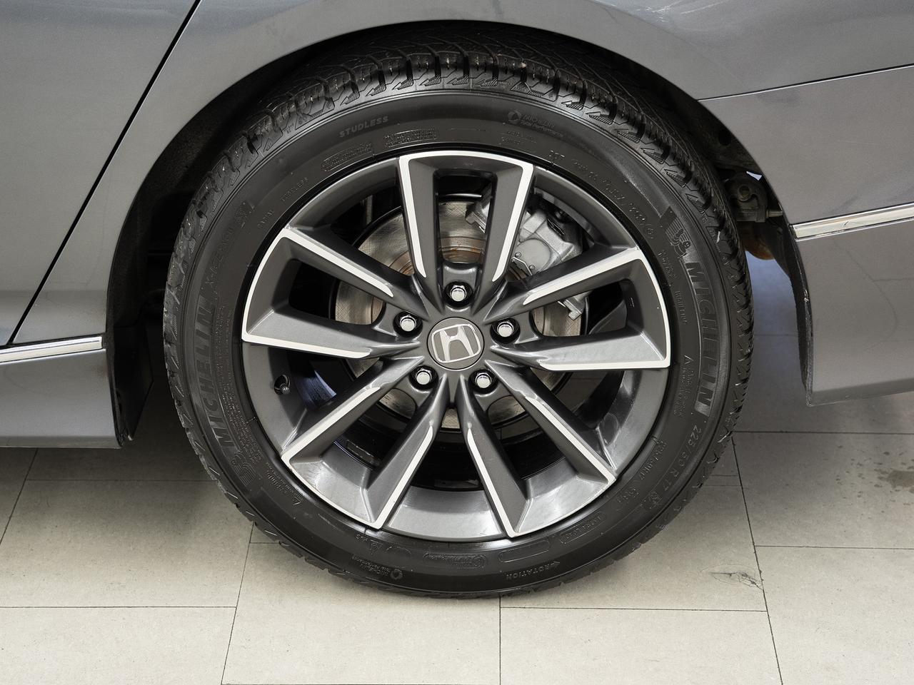 2022 Honda Accord EX-L | Leather | Sunroof | ACC | BSM | CarPlay