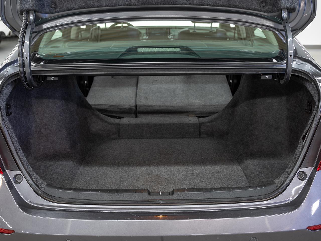 2022 Honda Accord EX-L | Leather | Sunroof | ACC | BSM | CarPlay