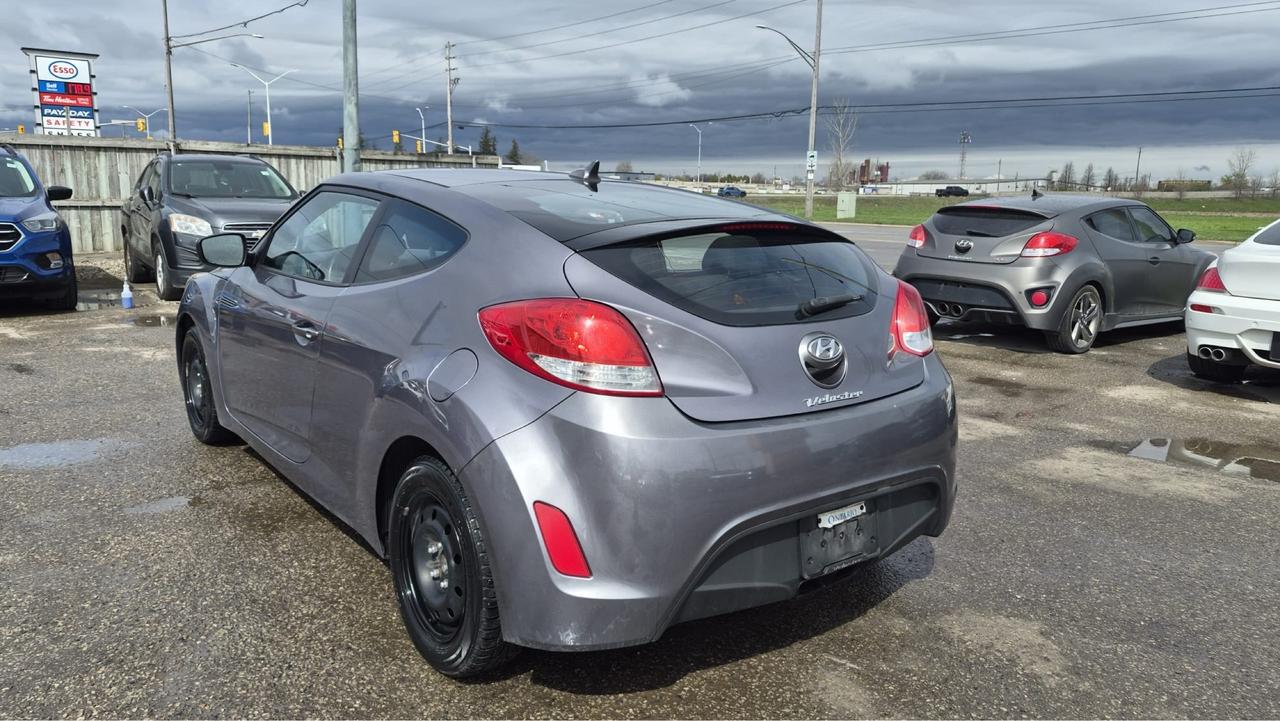 2016 Hyundai Veloster AUTO, 1.6L 4CYL, GREAT ON FUEL, CERTIFIED Photo