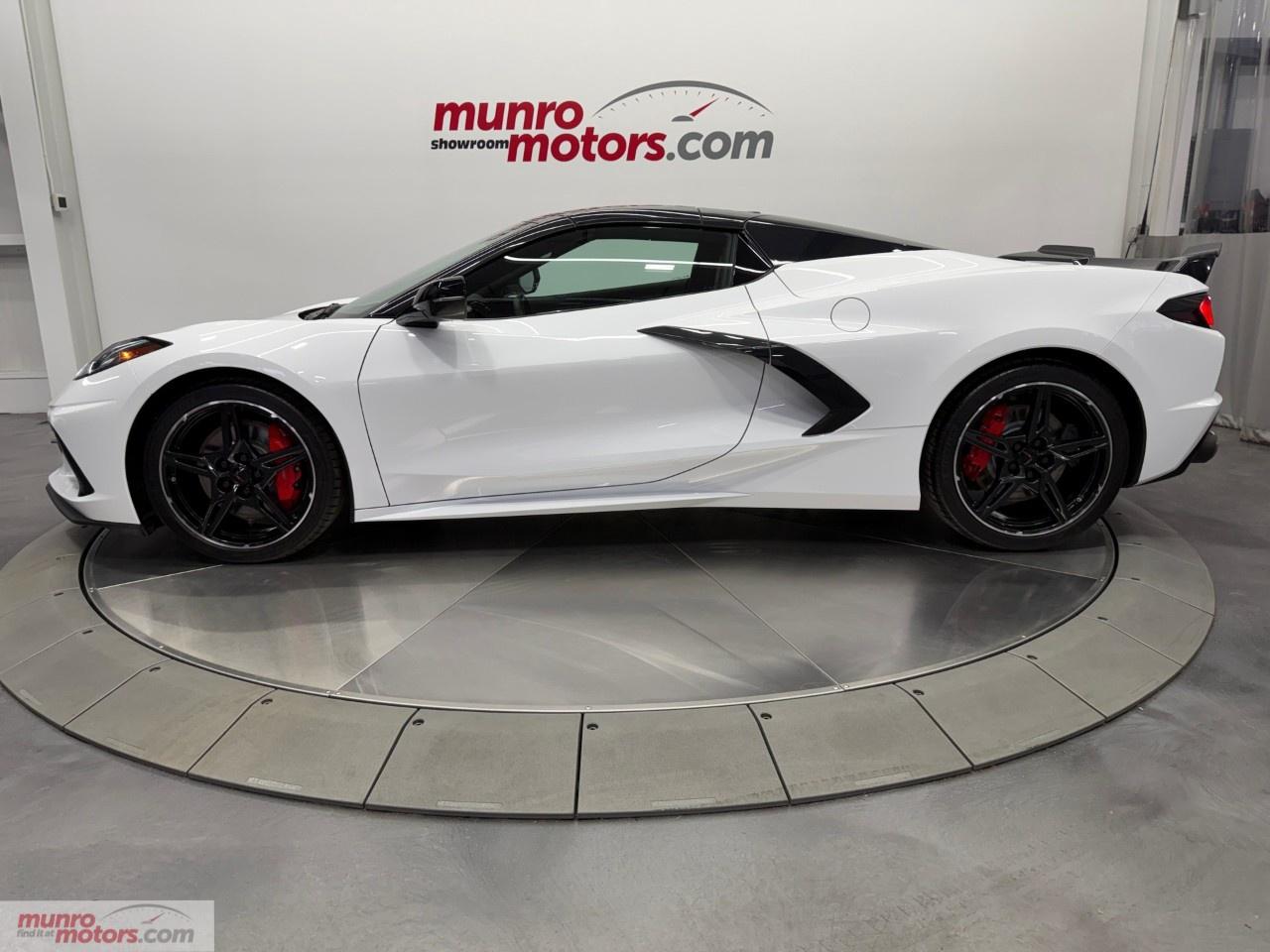 2024 Chevrolet Corvette Stingray Convertible 2LT Photo