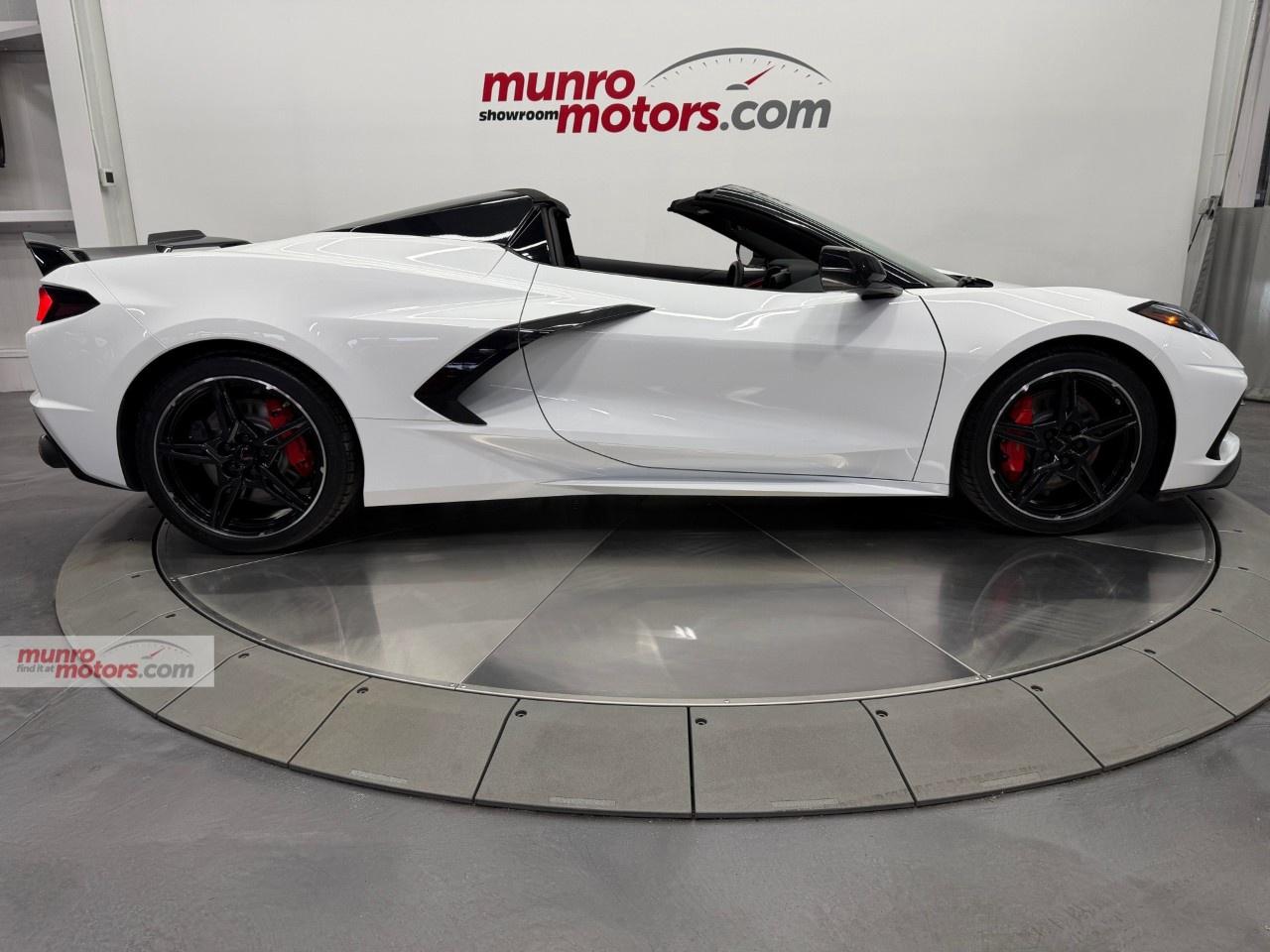 2024 Chevrolet Corvette Stingray Convertible 2LT Photo