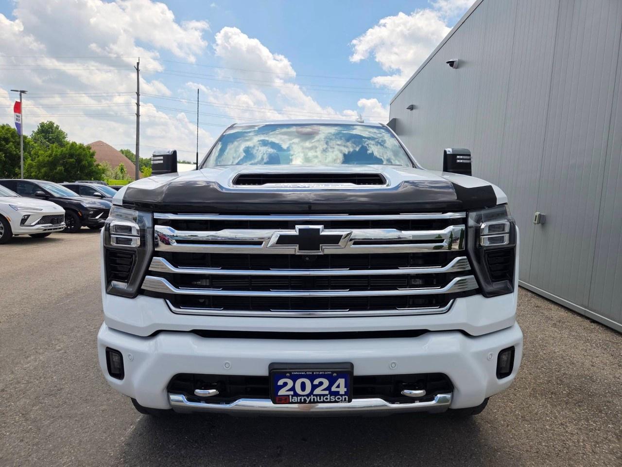 2024 Chevrolet Silverado 2500 HD 4WD Crew Cab Standard Box High Country Photo