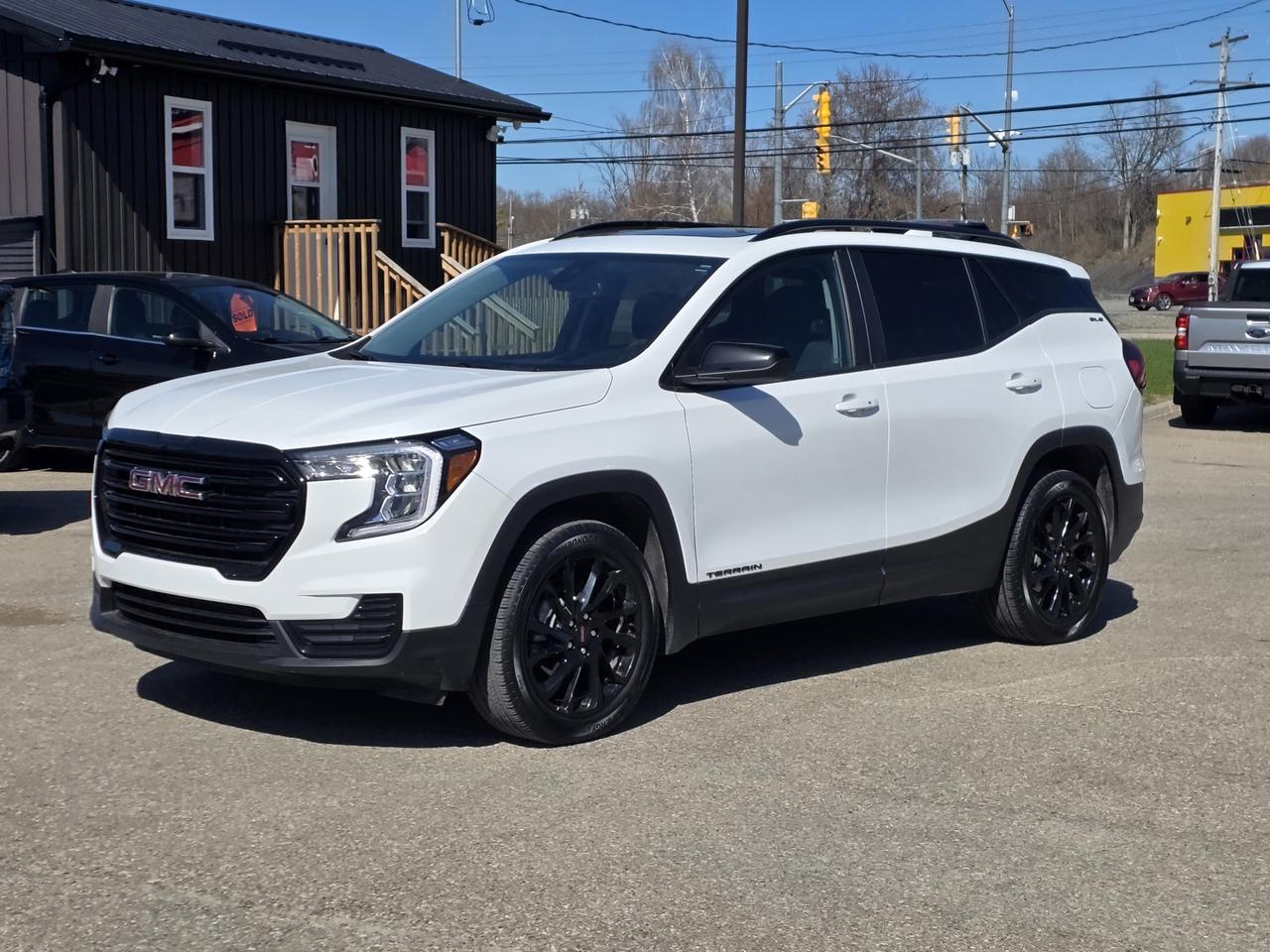 2024 GMC Terrain SLE AWD Photo0