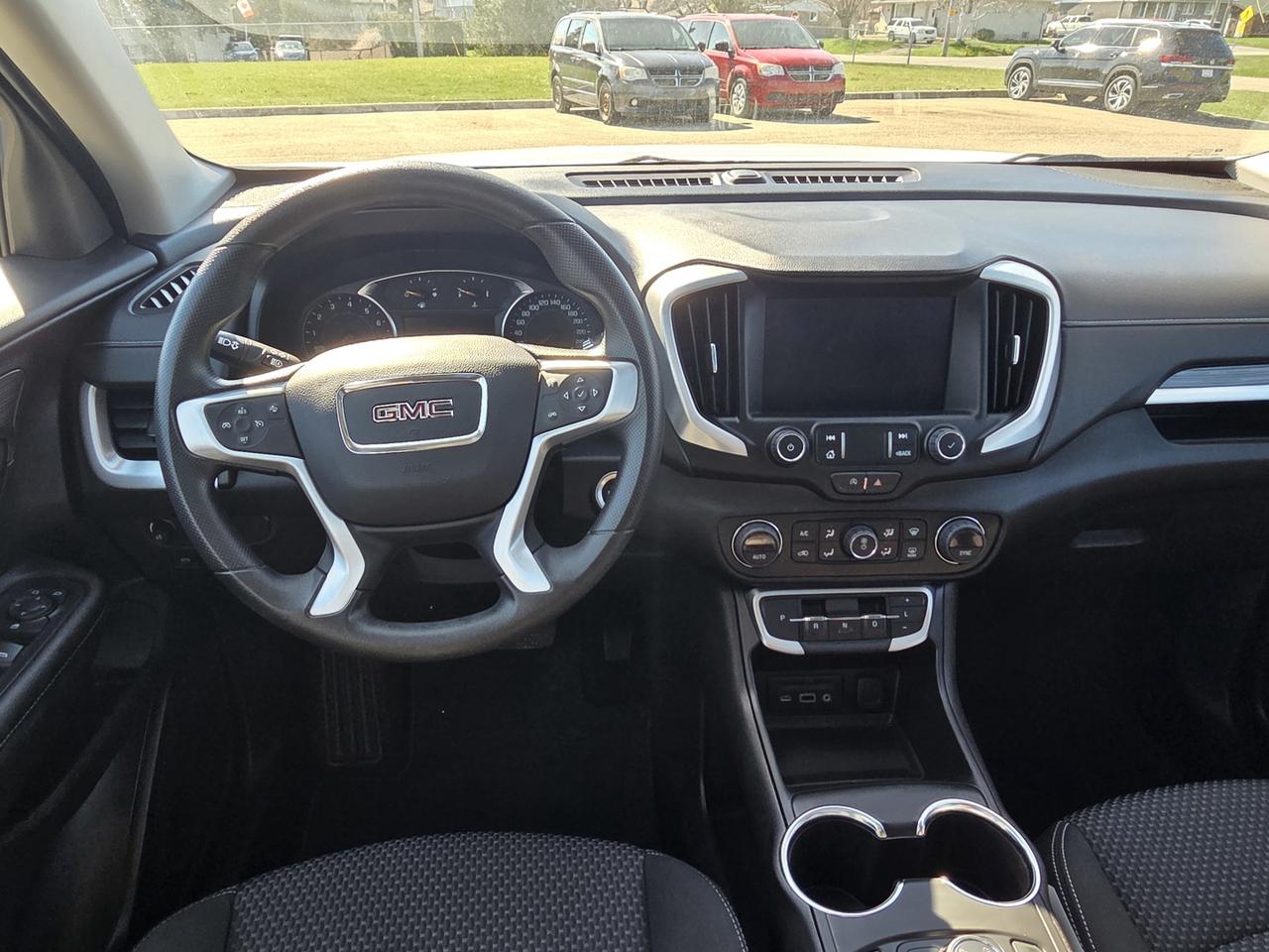 2024 GMC Terrain SLE AWD Photo