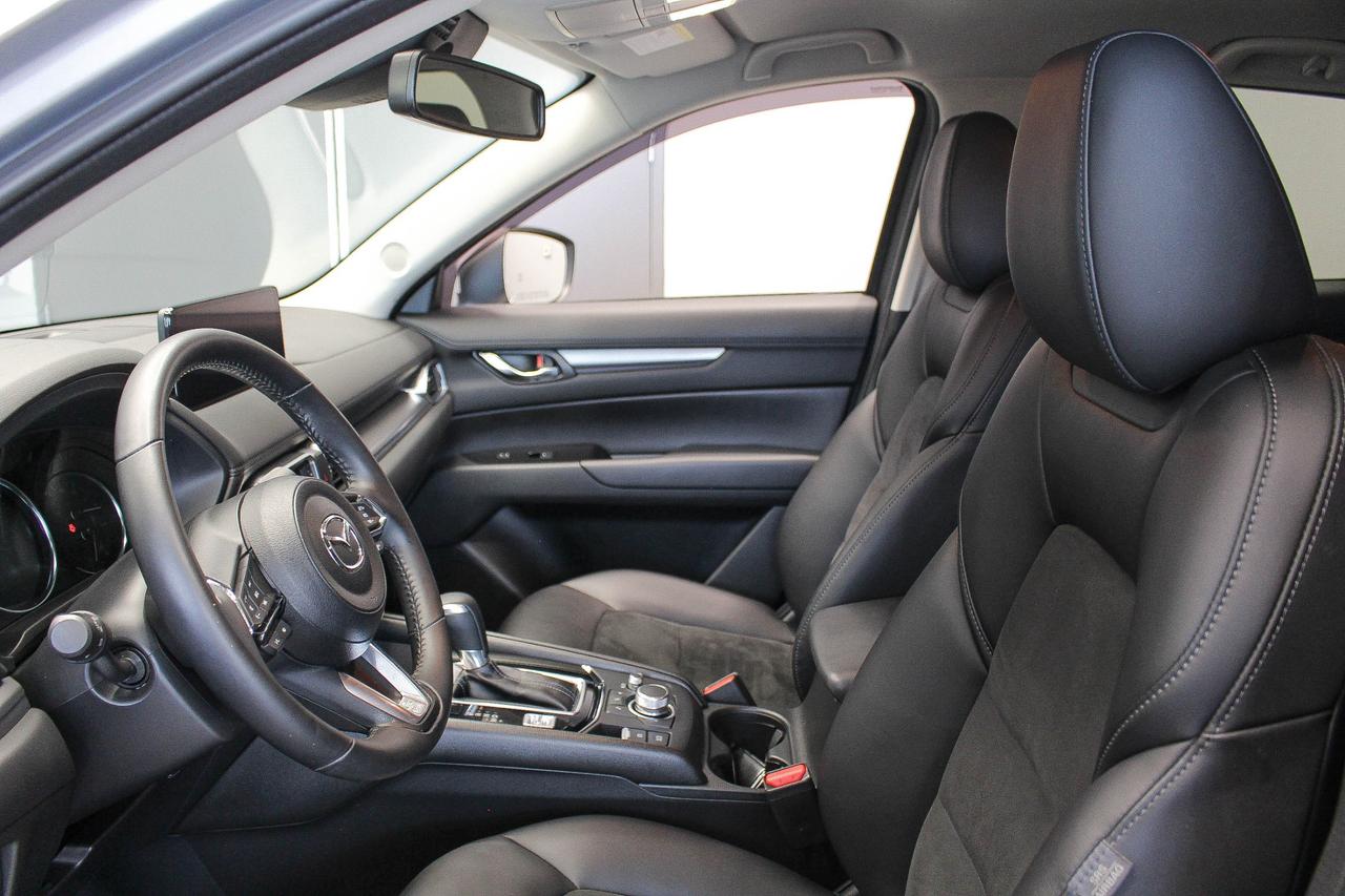 2023 Mazda CX-5 GS HEATED SEATS/STEERING WHEEL - APPLE CARPLAY AND ANDROID AUTO - CLEAN CARFAX! Photo