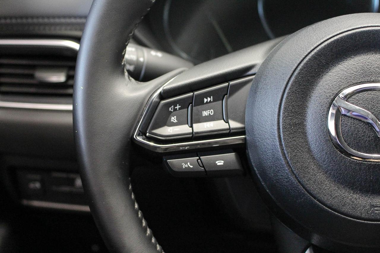 2023 Mazda CX-5 GS HEATED SEATS/STEERING WHEEL - APPLE CARPLAY AND ANDROID AUTO - CLEAN CARFAX! Photo