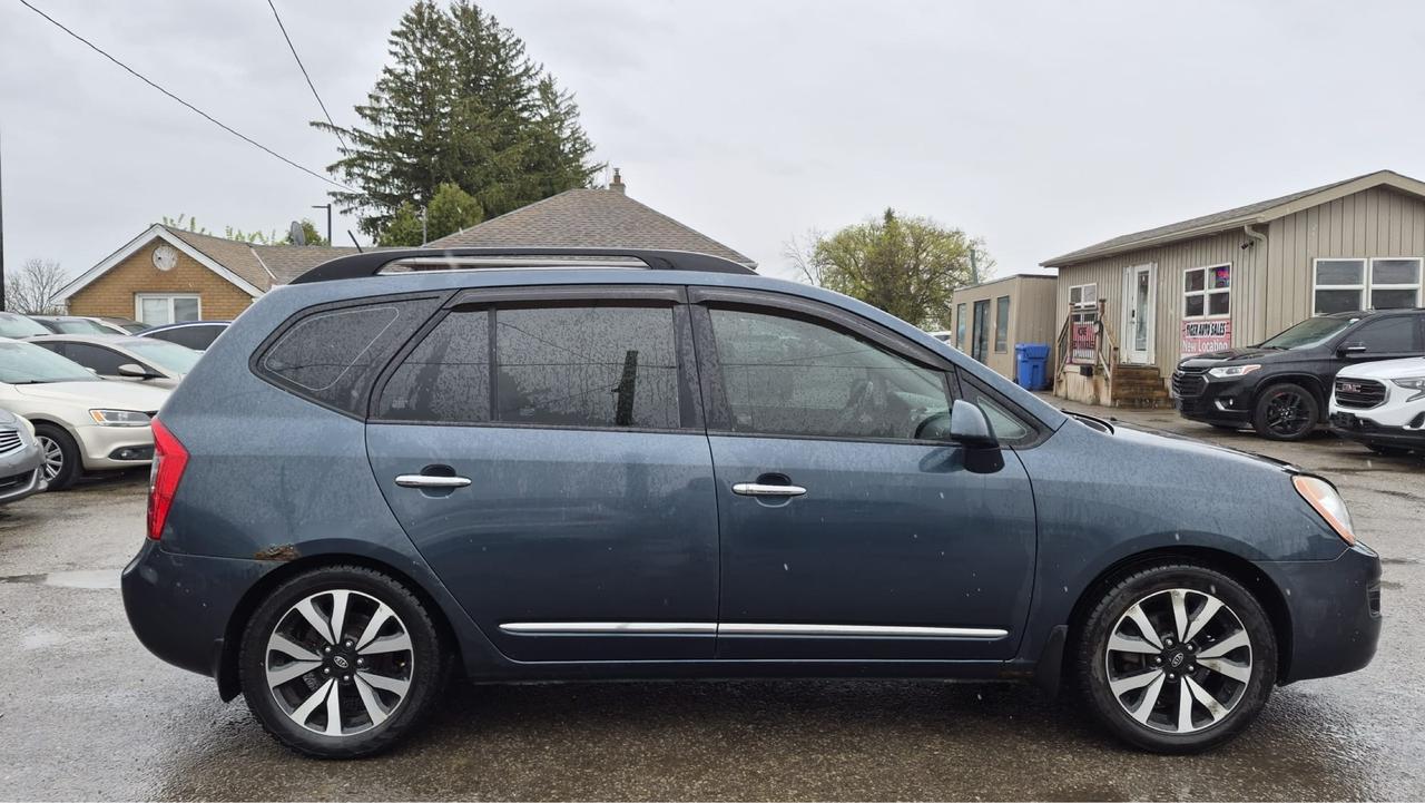 2010 Kia Rondo EX, 7 PASSENGER, V6, LEATHER, 195KMS, AS-IS Photo