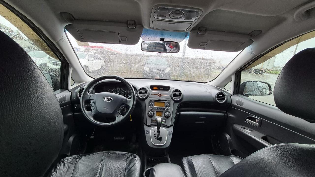 2010 Kia Rondo EX, 7 PASSENGER, V6, LEATHER, 195KMS, AS-IS Photo