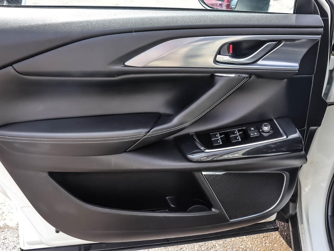 2023 Mazda CX-9  Photo4
