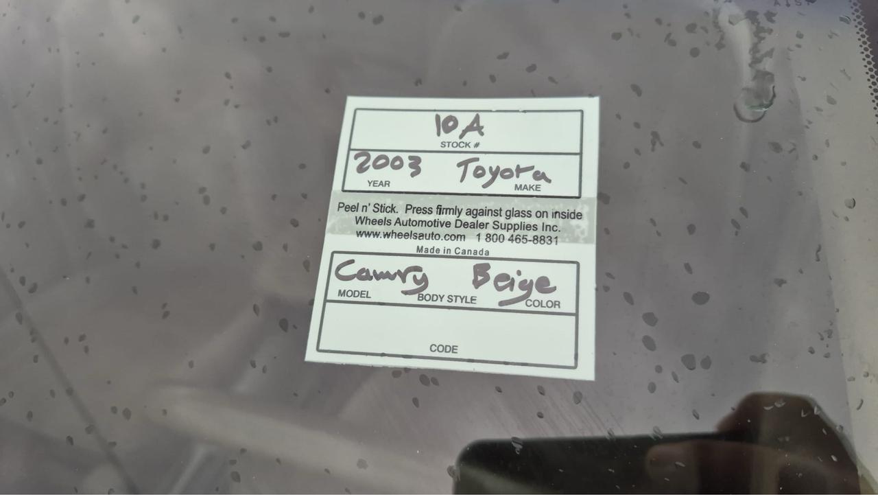 2003 Toyota Camry LE Photo
