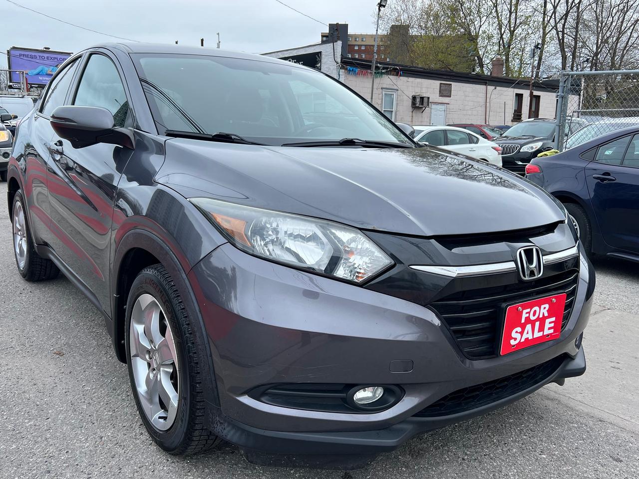 2017 Honda HR-V LANEWATCH ASSIST-BACK CAM-SUNROOF, HEAT.SEATS Photo