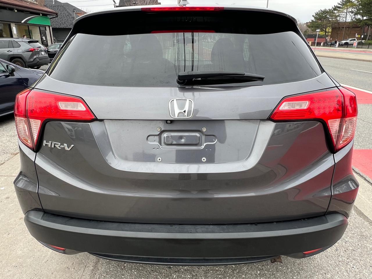 2017 Honda HR-V LANEWATCH ASSIST-BACK CAM-SUNROOF, HEAT.SEATS Photo