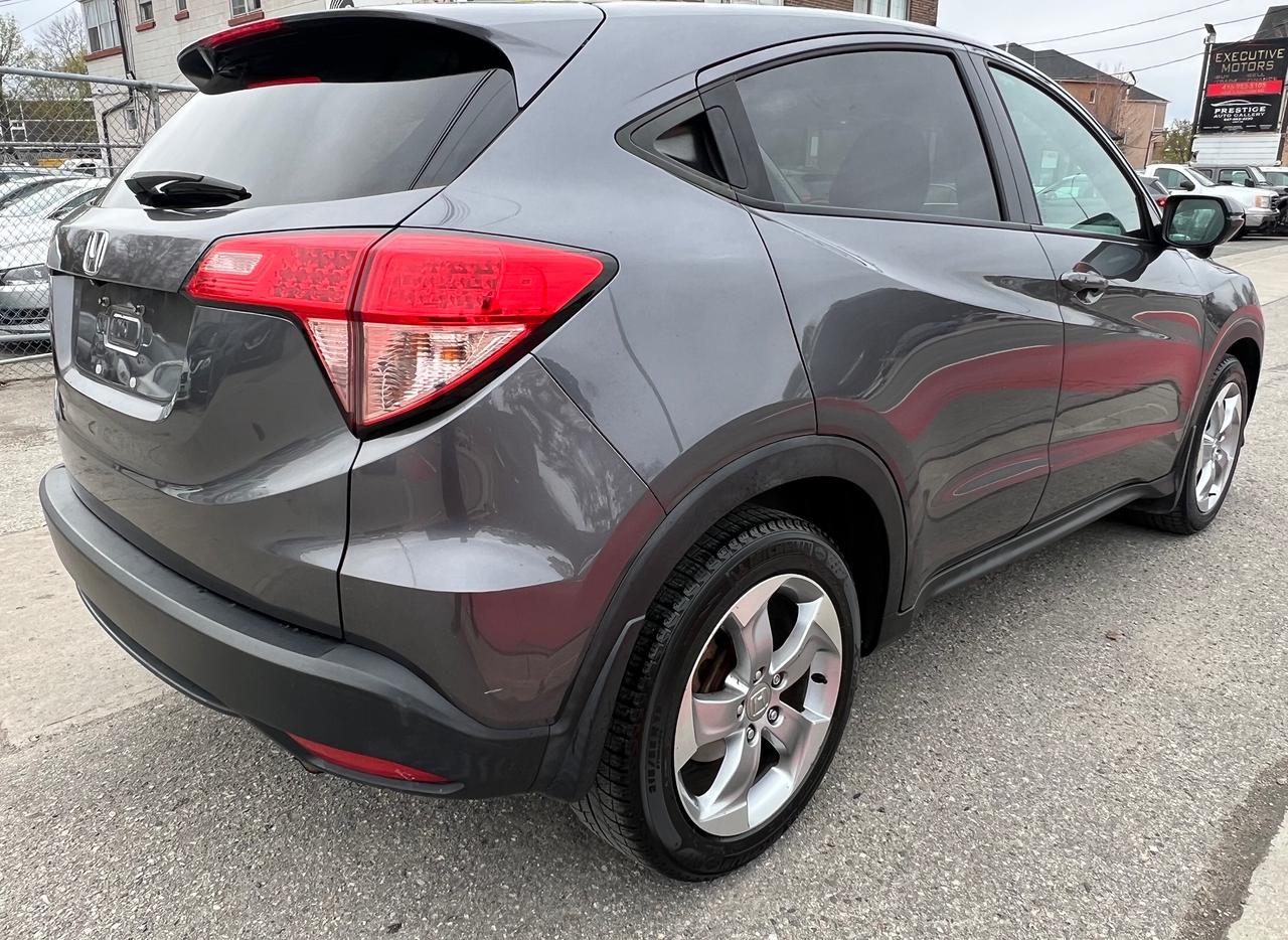 2017 Honda HR-V LANEWATCH ASSIST-BACK CAM-SUNROOF, HEAT.SEATS Photo