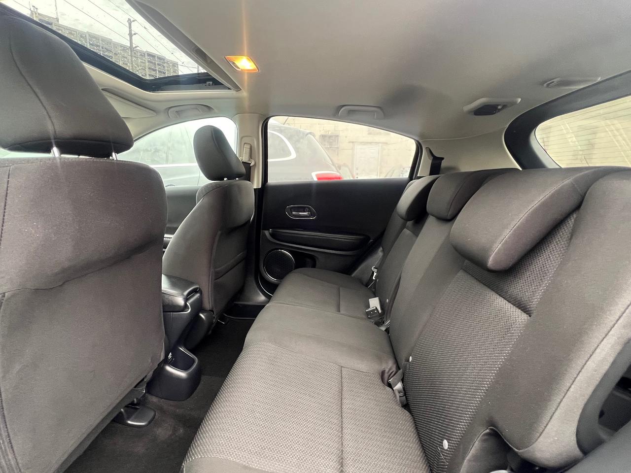 2017 Honda HR-V LANEWATCH ASSIST-BACK CAM-SUNROOF, HEAT.SEATS Photo