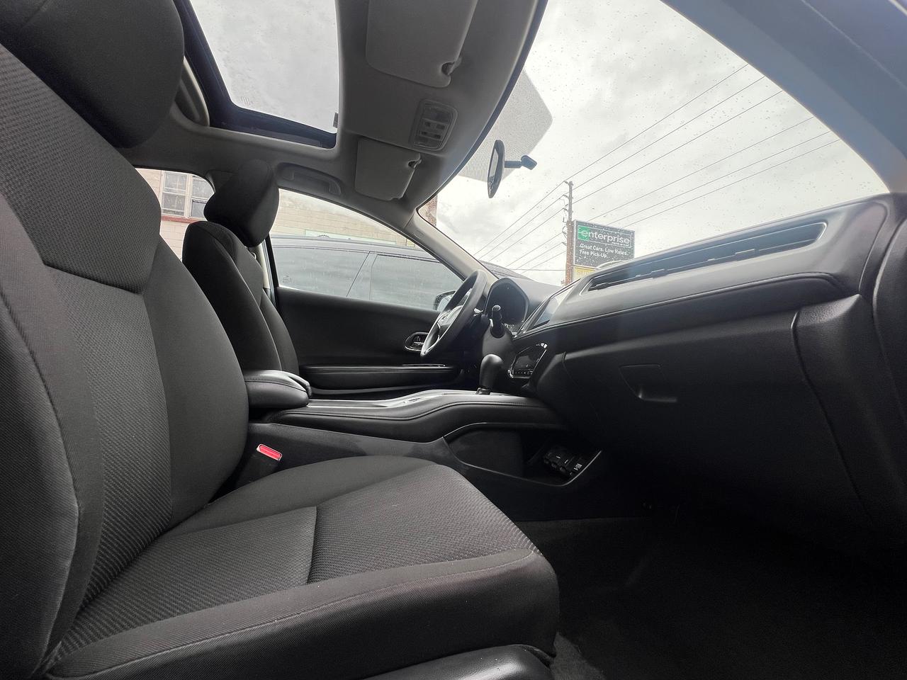2017 Honda HR-V LANEWATCH ASSIST-BACK CAM-SUNROOF, HEAT.SEATS Photo