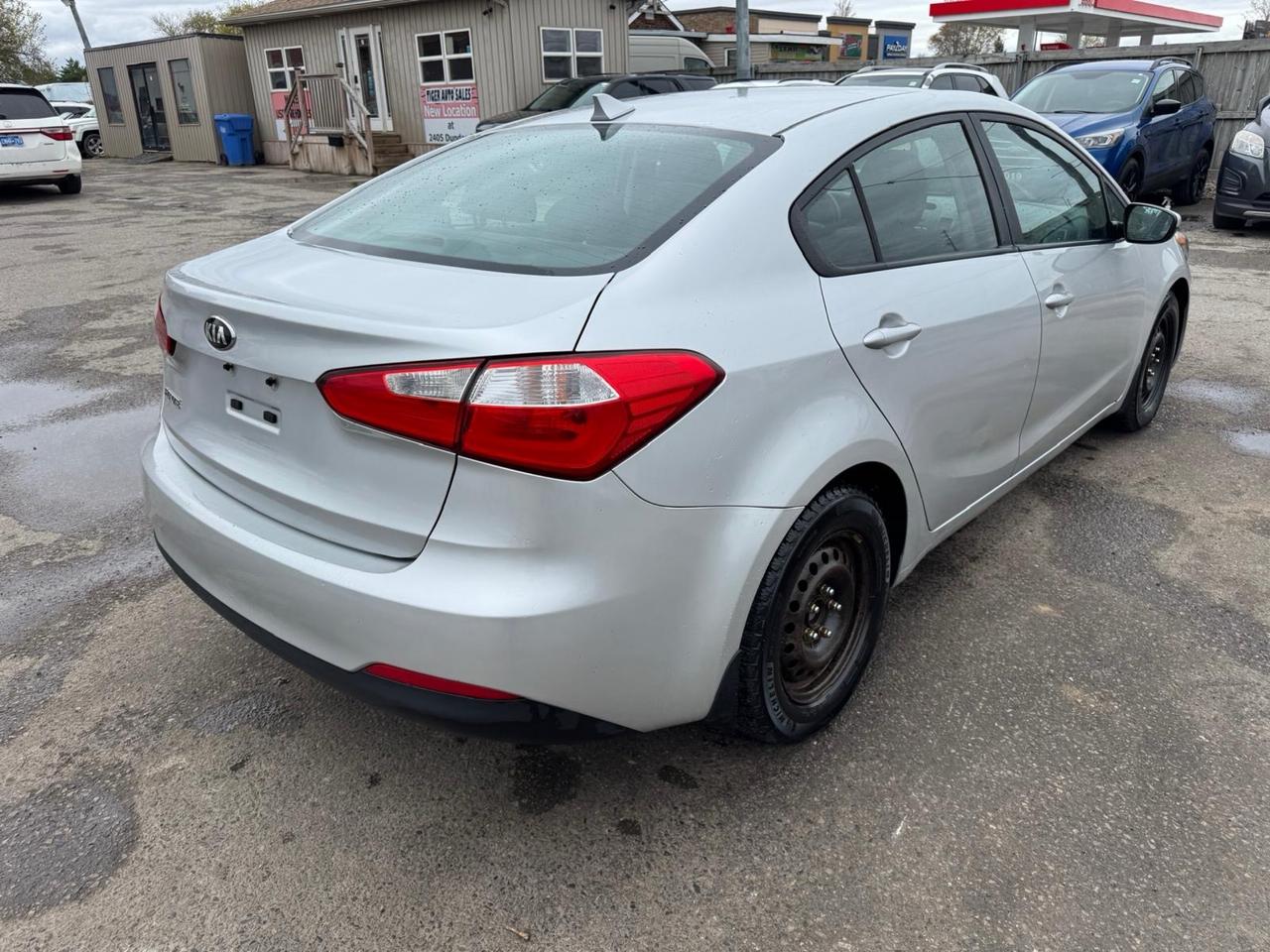 2016 Kia Forte LX Photo