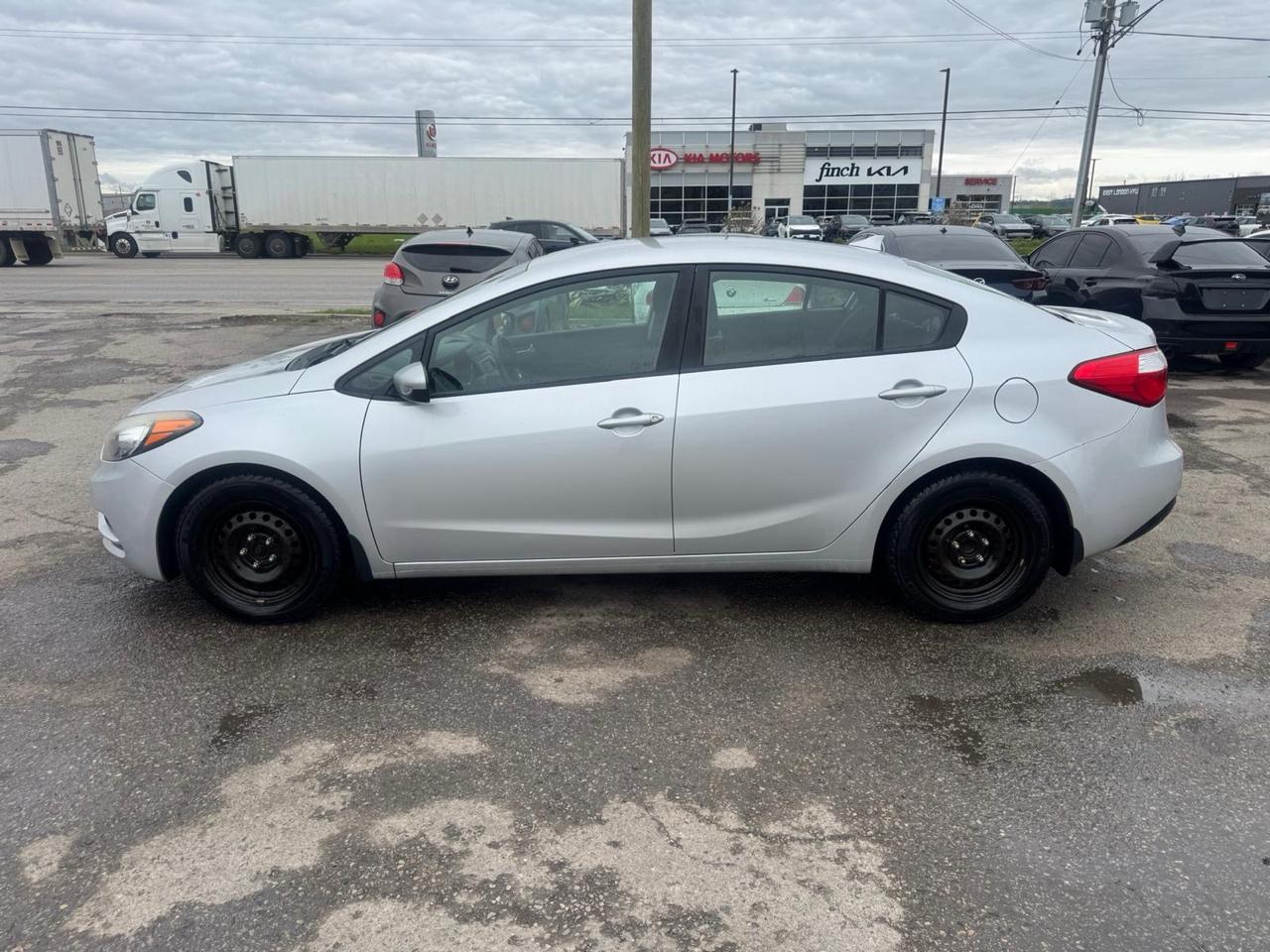 2016 Kia Forte LX Photo