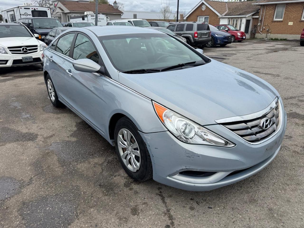 2011 Hyundai Sonata GL, SEDAN, AUTO, 4 CYL, WARRANTY, CERTIFIED Photo
