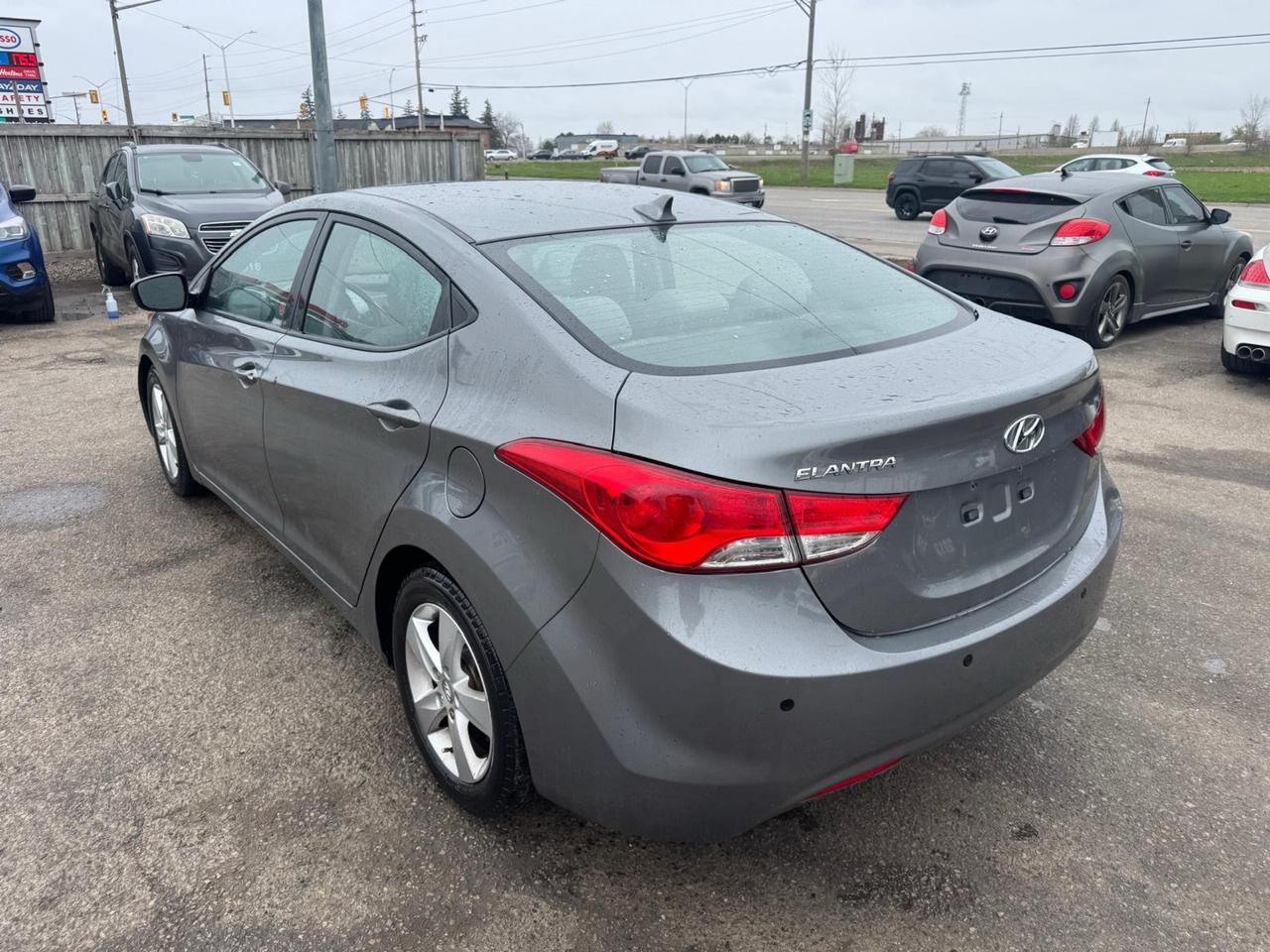 2013 Hyundai Elantra GLS Photo