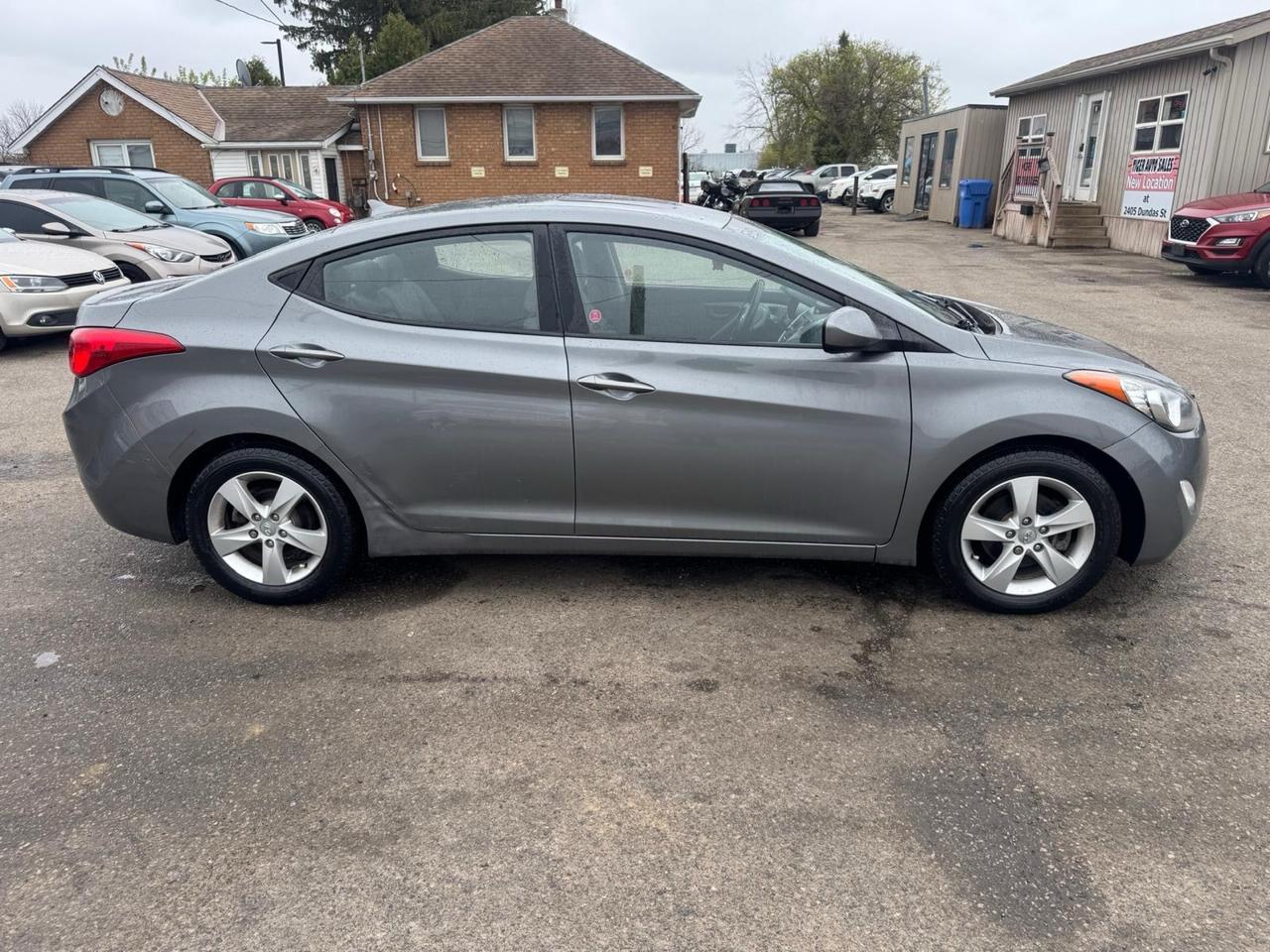 2013 Hyundai Elantra GLS Photo