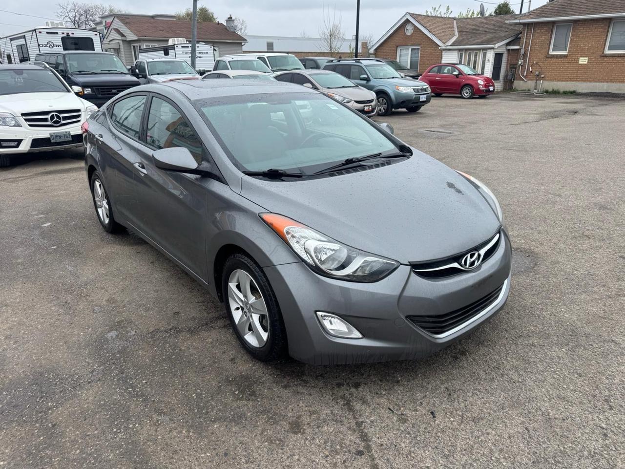 2013 Hyundai Elantra GLS Photo