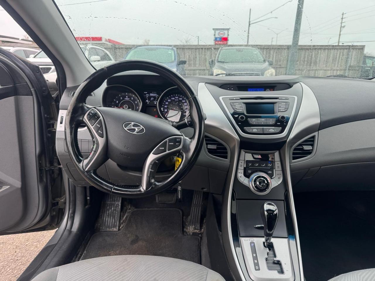 2013 Hyundai Elantra GLS Photo