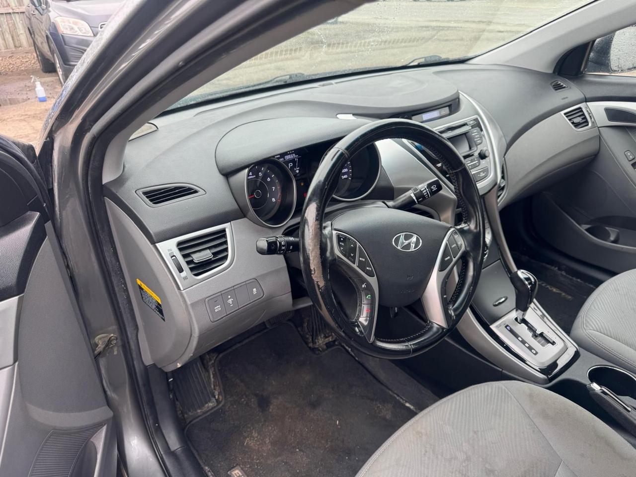 2013 Hyundai Elantra GLS Photo