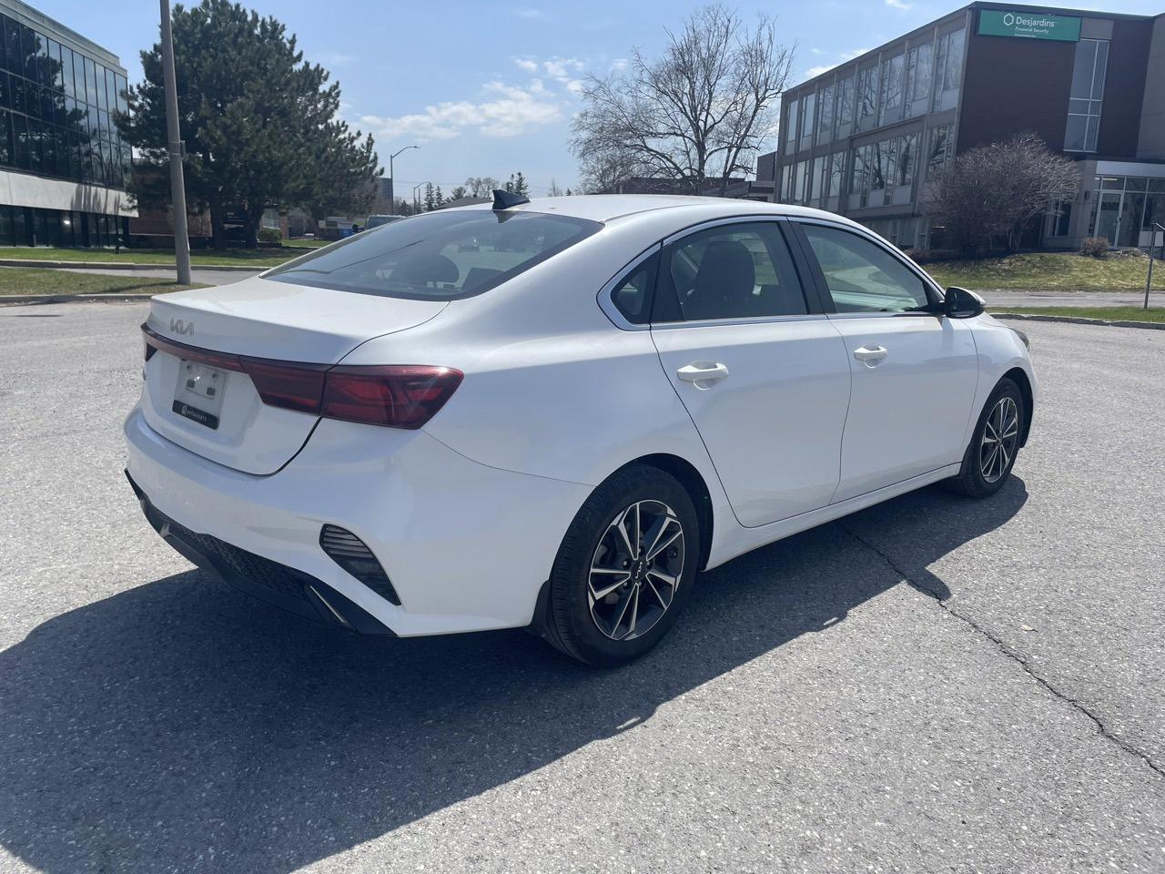 2024 Kia Forte EX Photo