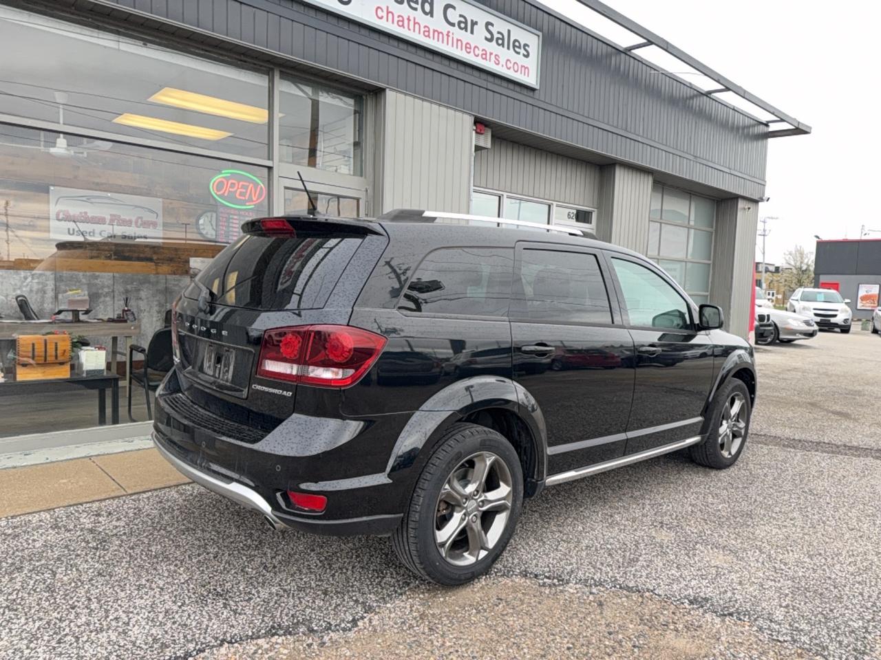 2016 Dodge Journey Crossroad Photo2