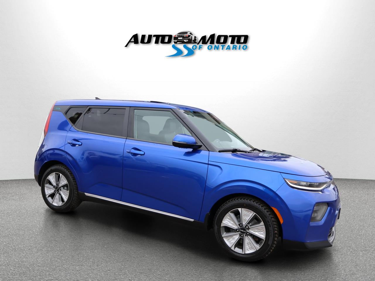 2022 Kia Soul EV LIMITED CERTIFIED *1 OWNER* CAMERA NAV BLUETOOTH LEATHER HEATED SEATS SUNROOF CRUISE ALLOYS Photo