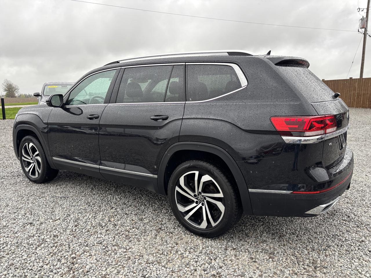 2023 Volkswagen Atlas Highline ~CLEAN CARFAX~ Photo