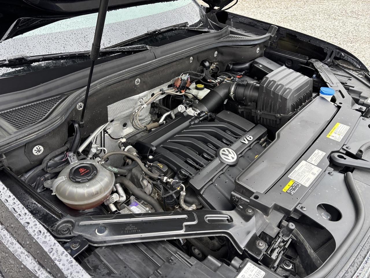 2023 Volkswagen Atlas Highline ~CLEAN CARFAX~ Photo
