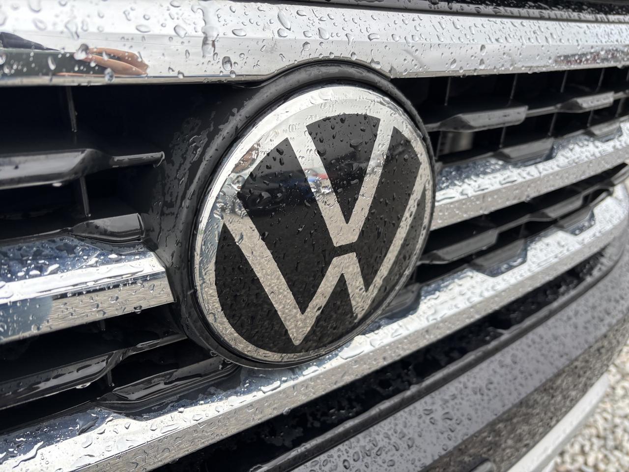 2023 Volkswagen Atlas Highline ~CLEAN CARFAX~ Photo
