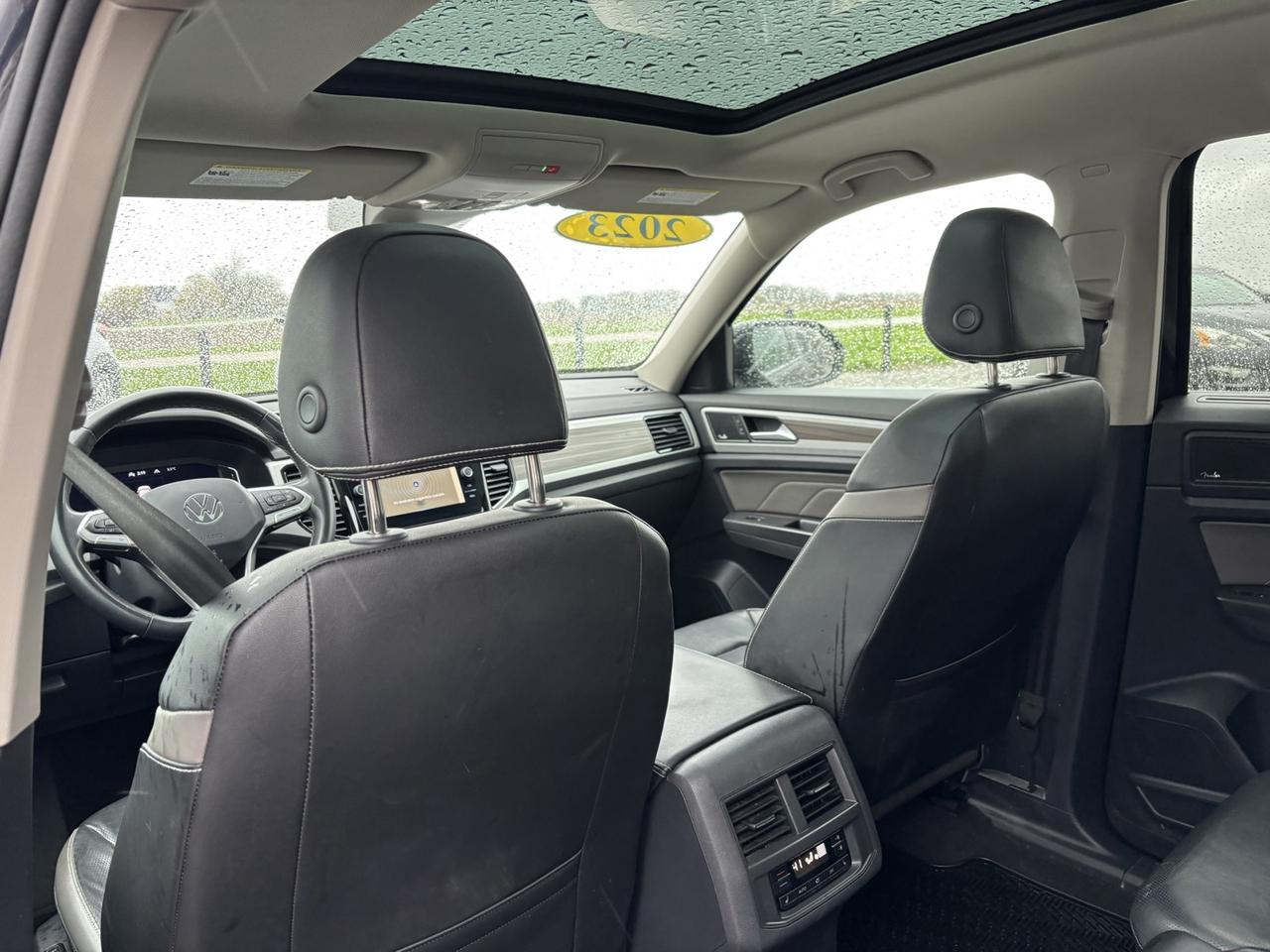 2023 Volkswagen Atlas Highline ~CLEAN CARFAX~ Photo